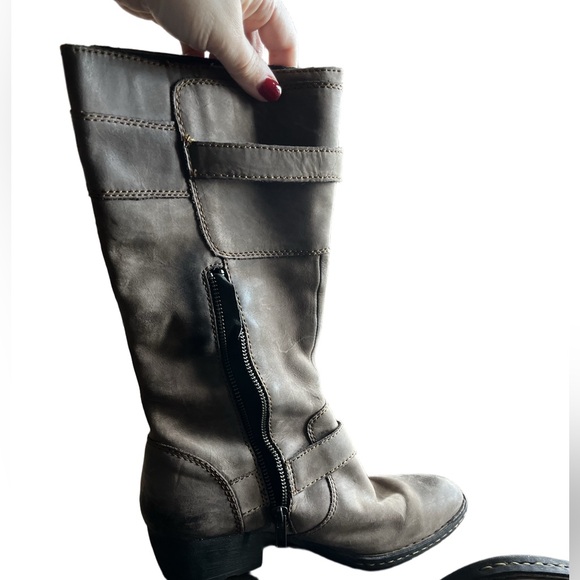 Born leather healed boots - Picture 3 of 5